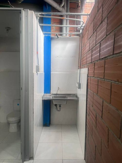 Bodega en venta en Trinidad, Medellín, 220 m² · foto 7 de 7