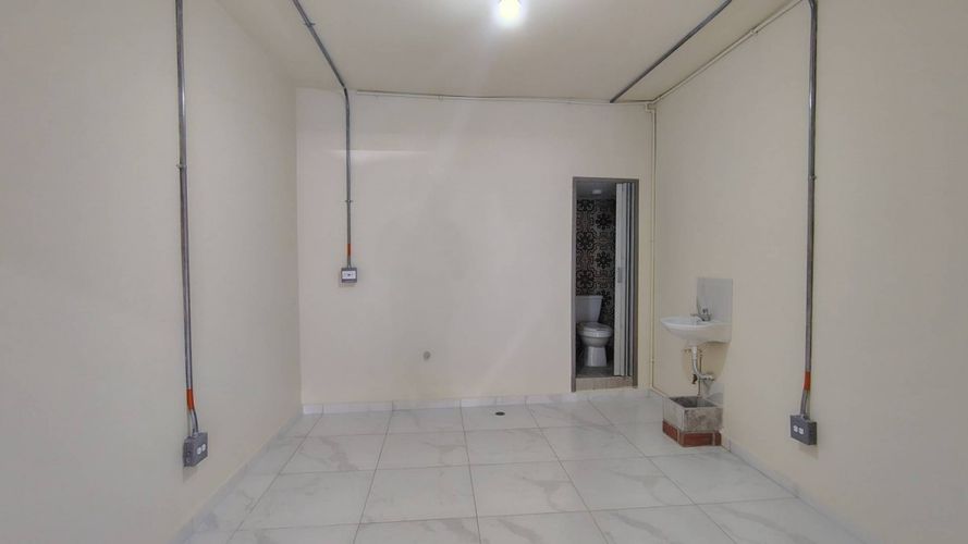 Local en arriendo en El Poblado, Medellín, 37 m² · foto 4 de 10