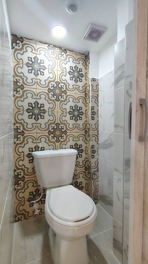 Local en arriendo en El Poblado, Medellín, 37 m² · foto 5 de 10