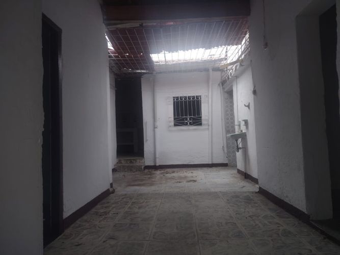 Casa de 3 alcobas en venta en Loma De Bolivar, Cúcuta, 118 m² · foto 2 de 10