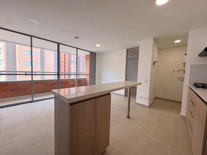 Apartamento de 2 alcobas en arriendo en San Jose, Sabaneta, 59 m² · foto 3 de 10