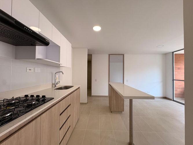 Apartamento de 2 alcobas en arriendo en San Jose, Sabaneta, 59 m² · foto 5 de 10