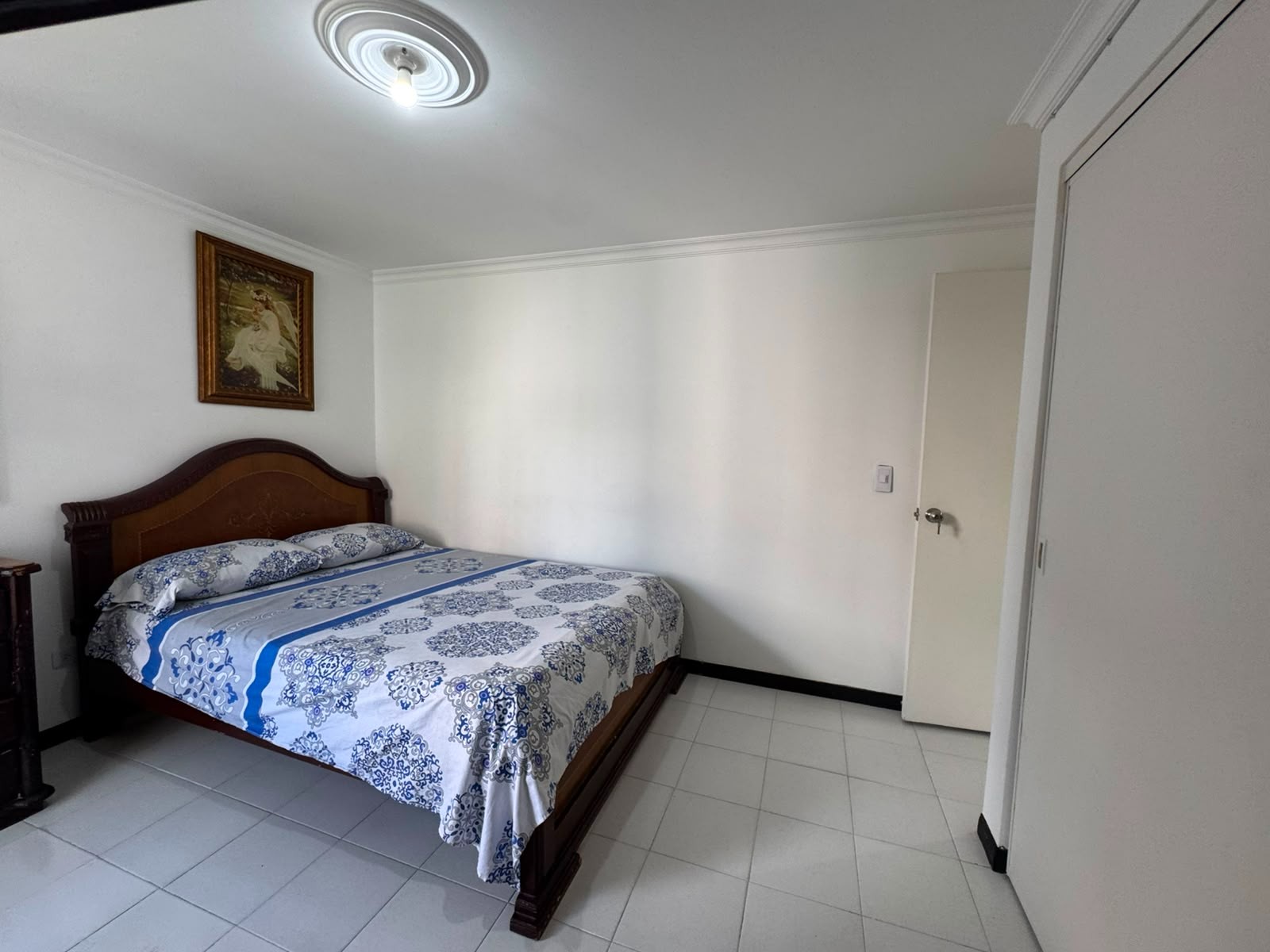 Apartamento en arriendo en El Poblado, Medellín · foto 5 de 14
