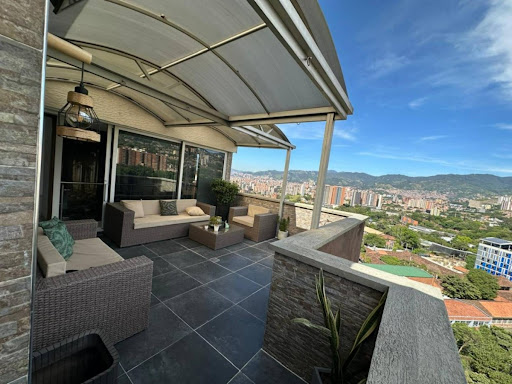 Apartamento en arriendo en Robledo, Medellín · foto 3 de 19