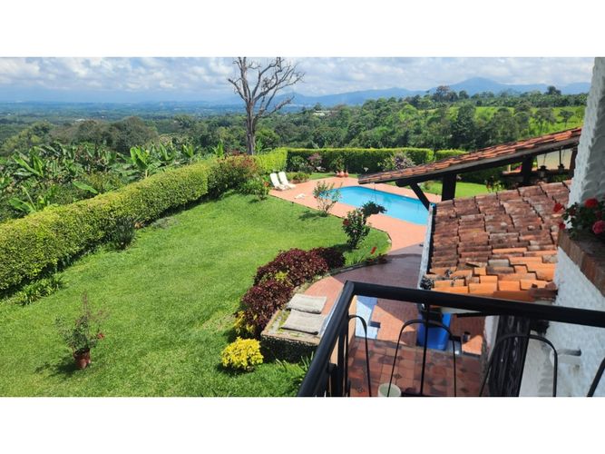 Finca en venta en Arabia, Pereira, 850 m² · foto 6 de 24