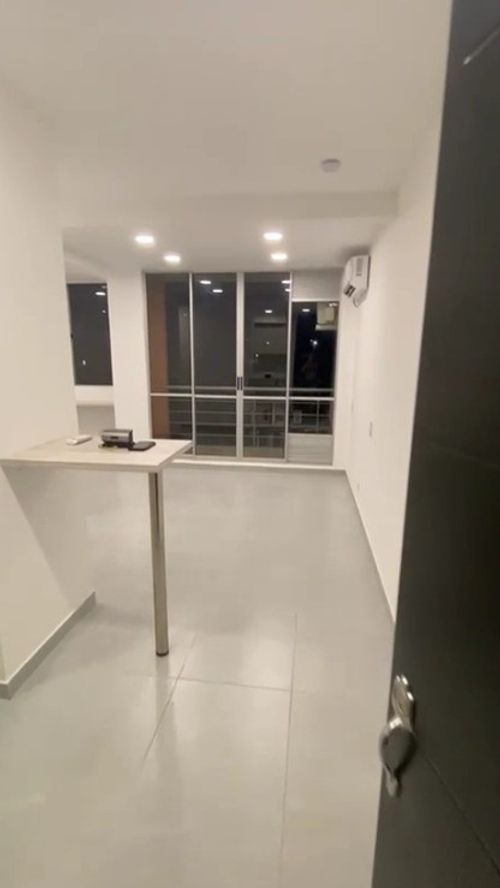 Apartamento de 2 alcobas en venta en Miraflores, Girardot, 50 m² · foto 3 de 14