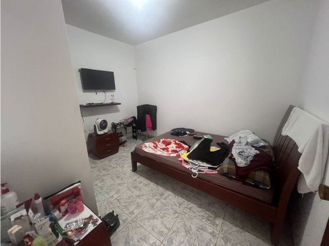Casa de 3 alcobas en venta en San Alonso, Girón, 190 m² · foto 15 de 18