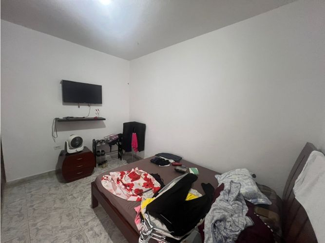 Casa de 3 alcobas en venta en San Alonso, Girón, 190 m² · foto 16 de 18