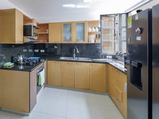 Apartamento de 3 alcobas en venta en Laureles, Medellín, 154 m² · foto 8 de 24