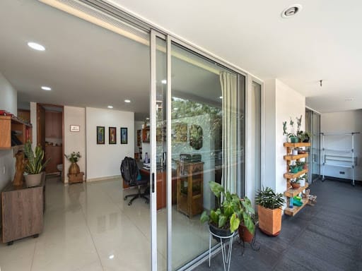 Apartamento de 3 alcobas en venta en Laureles, Medellín, 154 m² · foto 9 de 24