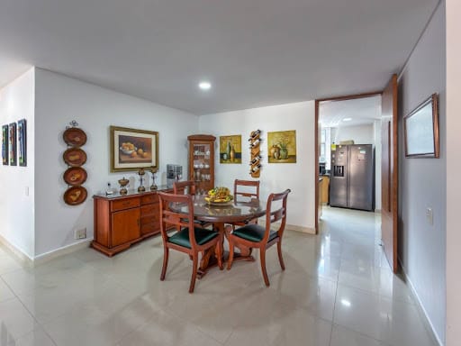 Apartamento de 3 alcobas en venta en Laureles, Medellín, 154 m² · foto 10 de 24