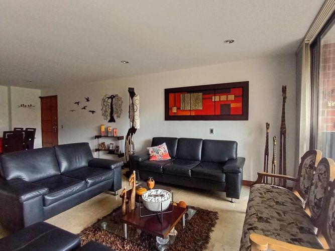 Apartamento de 3 alcobas en arriendo en Laureles, Medellín, 115 m² · foto 3 de 20