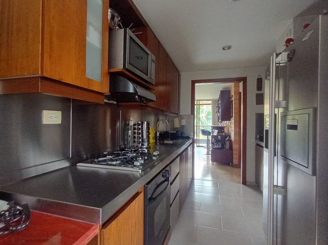 Apartamento de 3 alcobas en arriendo en Laureles, Medellín, 115 m² · foto 7 de 20