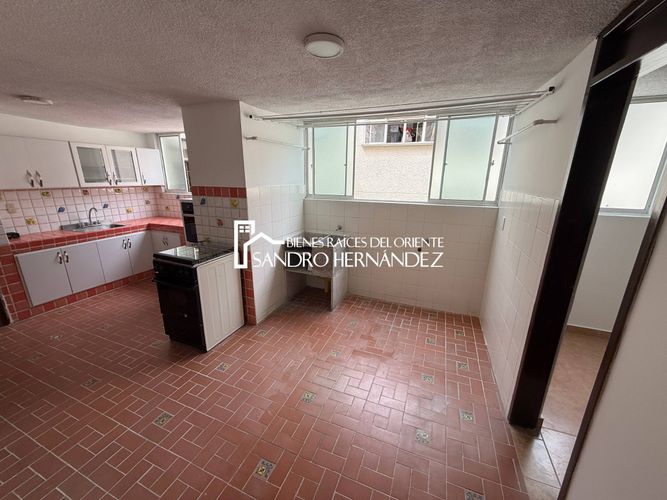 Apartamento de 4 alcobas en venta en Mejoras Publicas, Bucaramanga, 163 m² · foto 15 de 19