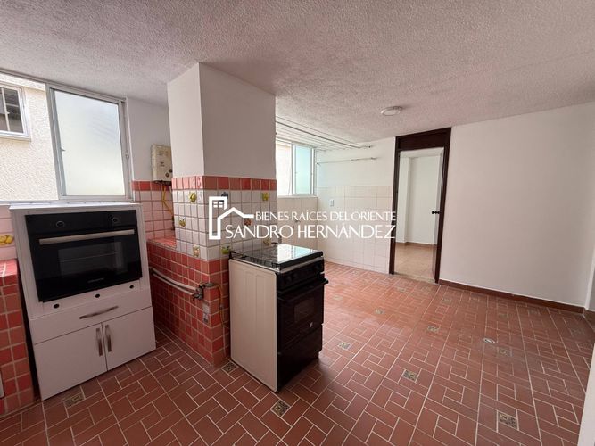 Apartamento de 4 alcobas en venta en Mejoras Publicas, Bucaramanga, 163 m² · foto 2 de 19