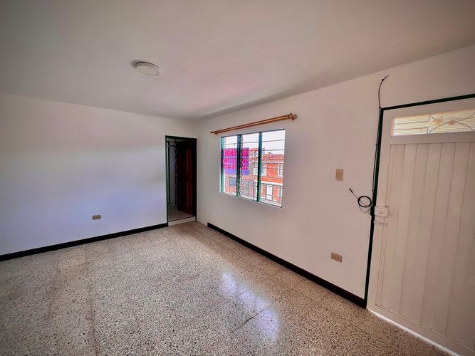 Apartamento de 2 alcobas en venta en El Carmen De Viboral, El Carmen de Viboral, 70 m² · foto 17 de 23