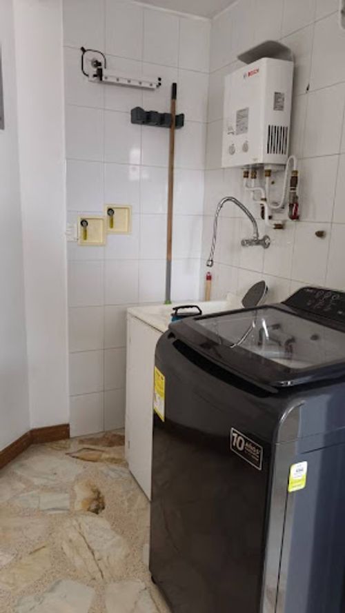 Apartaestudio en arriendo en Lorena, Medellín, 51 m² · foto 15 de 17