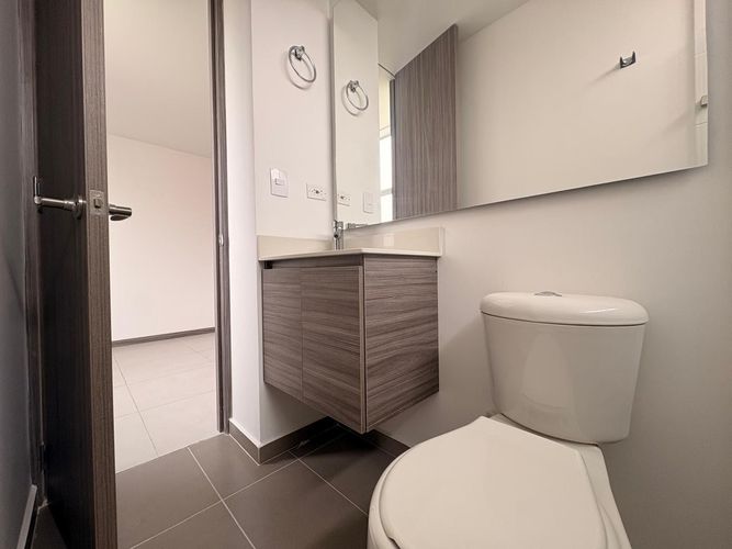 Apartamento de 3 alcobas en venta en Maria Auxiliadora, Sabaneta, 75 m² · foto 13 de 14