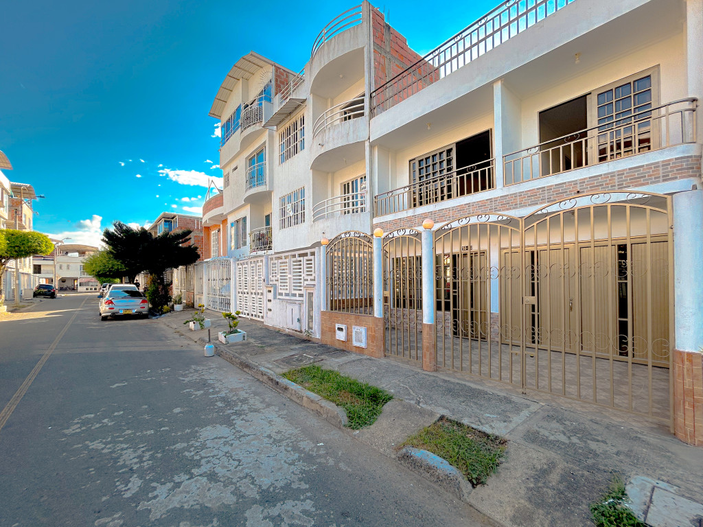 Casa en Venta en Ciudad 2000, Cali