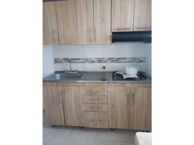 Apartamento de 3 alcobas en venta en San Pedro, Yumbo, 57 m² · foto 2 de 21