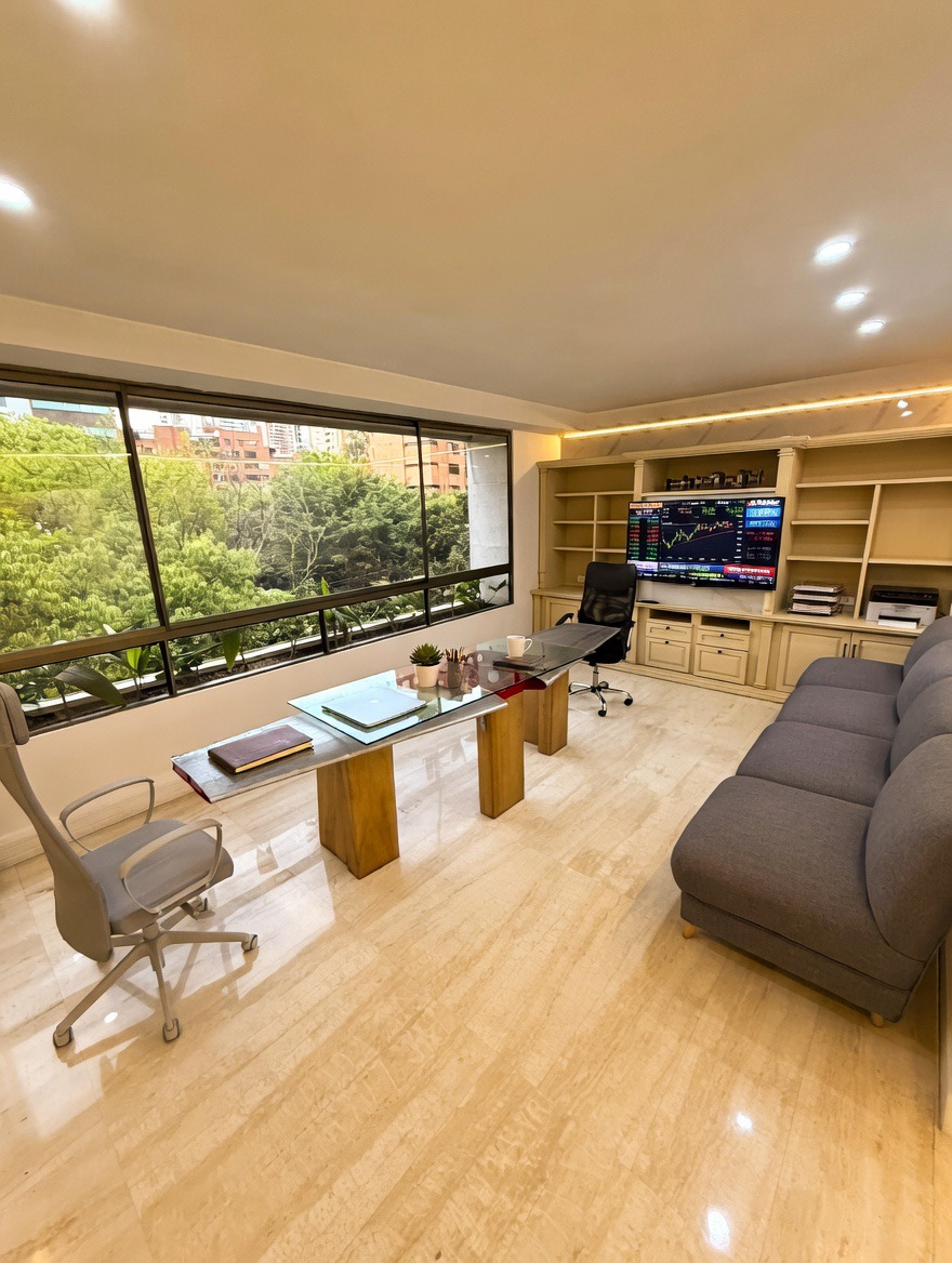 Apartamento en arriendo en El Poblado, Medellín · foto 5 de 18