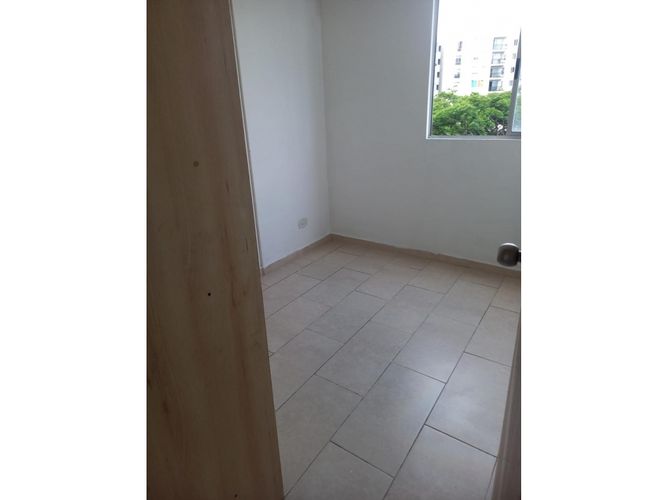 Apartamento de 3 alcobas en venta en San Pedro, Yumbo, 57 m² · foto 14 de 21