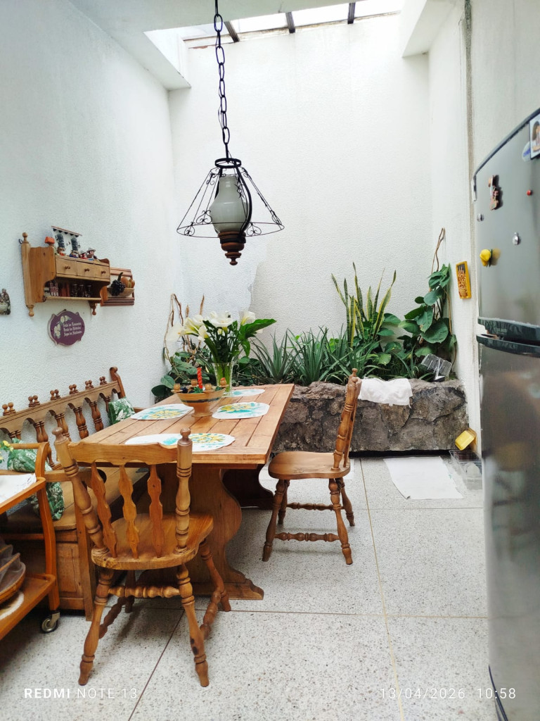 Casa en venta en Santa Barbara Alta, Bogotá · foto 9 de 17