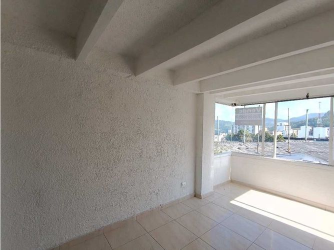Apartamento de 3 alcobas en venta en La Toscana, Manizales, 87 m² · foto 17 de 23