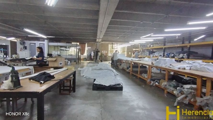 Bodega en arriendo en Viviendas Del Sur, Itagüí, 550 m² · foto 5 de 16
