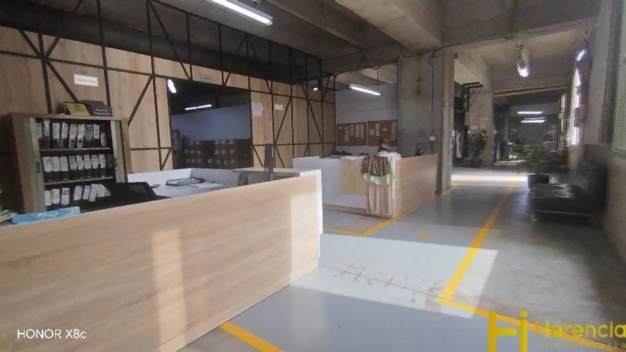 Bodega en arriendo en Viviendas Del Sur, Itagüí, 550 m² · foto 8 de 16