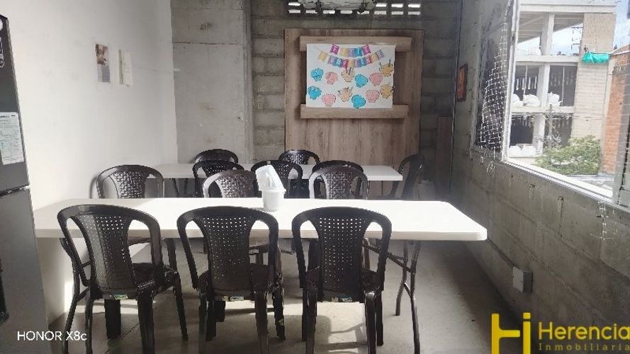 Bodega en arriendo en Viviendas Del Sur, Itagüí, 550 m² · foto 12 de 16