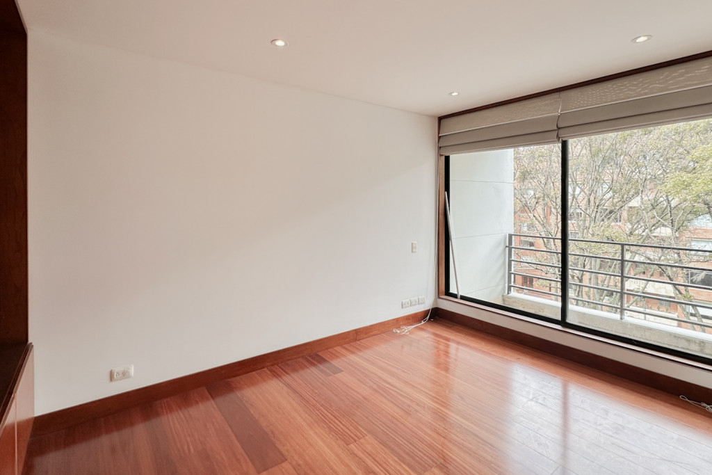 Apartamento en venta en El Chico, Bogotá · foto 4 de 24