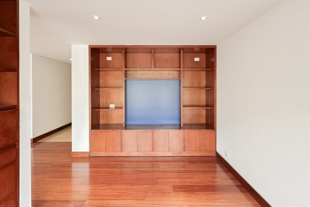 Apartamento en venta en El Chico, Bogotá · foto 5 de 24