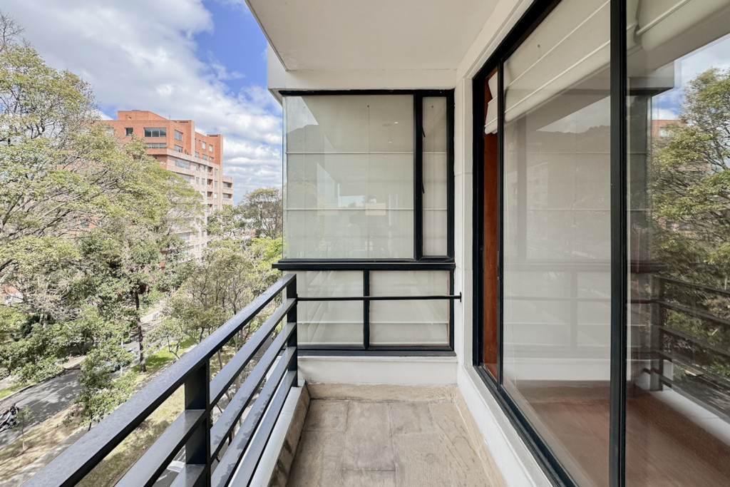 Apartamento en venta en El Chico, Bogotá · foto 6 de 24