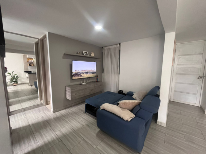 Apartamento de 2 alcobas en venta en Cencar- Yumbo, Yumbo, 53 m² · foto 2 de 11
