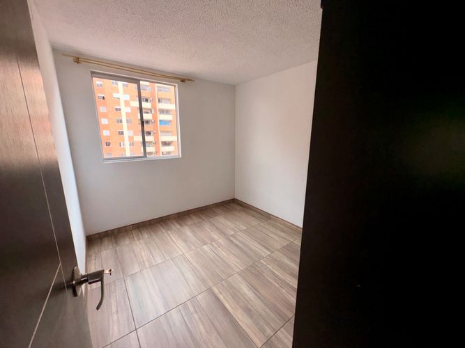 Apartamento de 3 alcobas en venta en Conjunto Residencial Solera La Prosperidad, Madrid, 63 m² · foto 11 de 22