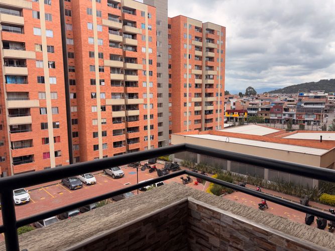 Apartamento de 3 alcobas en venta en Conjunto Residencial Solera La Prosperidad, Madrid, 63 m² · foto 17 de 22