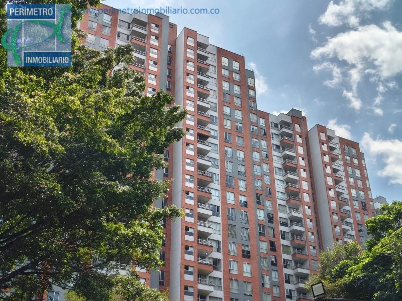 Apartamento en Arriendo en Loma De San Julian, Medellín