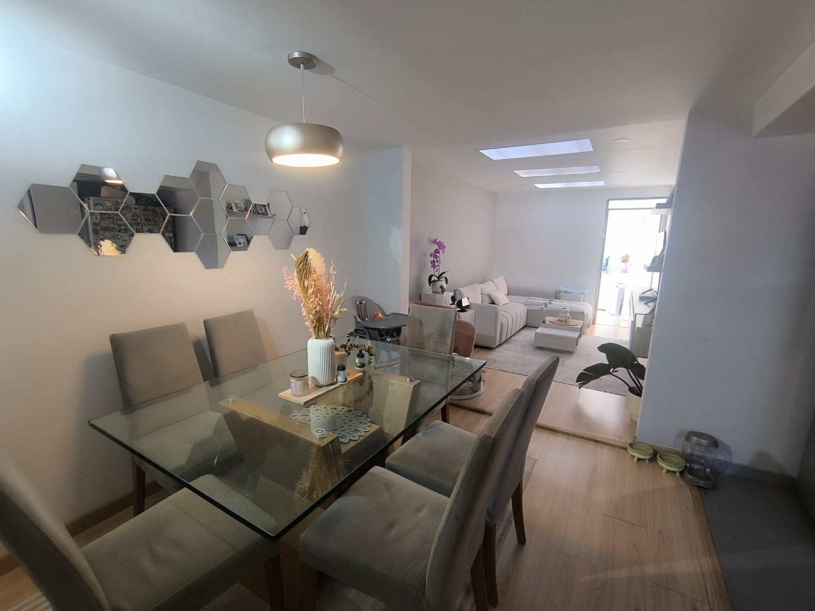Casa en venta en El Cortijo, Bogotá · foto 3 de 24