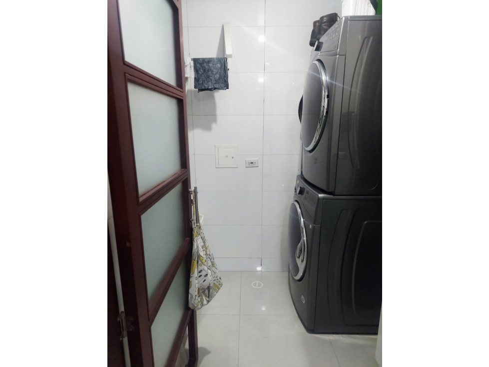 Apartamento en venta en Santa Barbara, Bogotá · foto 7 de 11