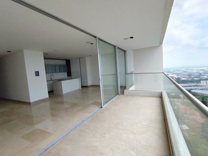 Apartamento de 3 alcobas en venta en Menga, Cali, 144 m² · foto 9 de 24