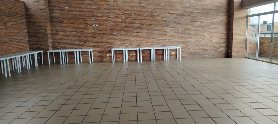 Apartamento de 2 alcobas en venta en Engativá, Bogotá, 41 m² · foto 12 de 24