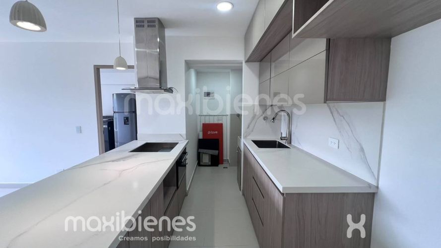 Apartamento de 2 alcobas en venta en Toledo, La Estrella, 55 m² · foto 4 de 11