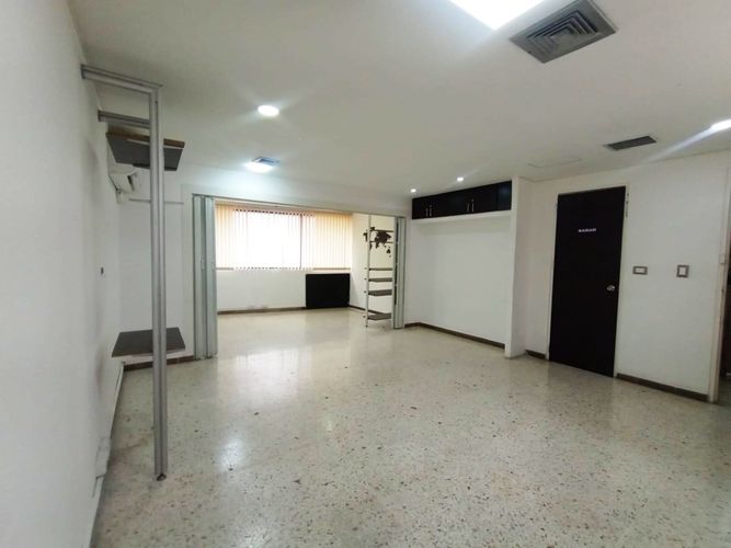 Oficina en arriendo en San Pedro, Cali, 40 m² · foto 7 de 8