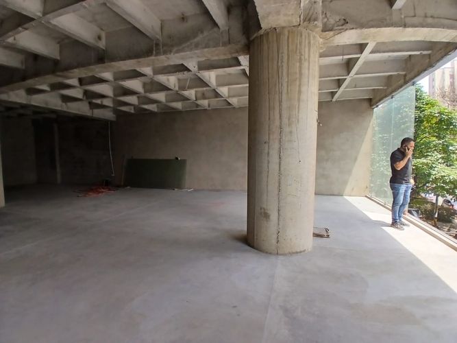 Bodega en arriendo en Santa Mónica, Medellín, 200 m² · foto 2 de 7