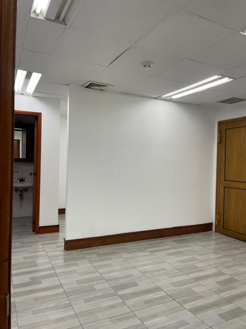 Oficina en arriendo en Los Balsos, Medellín, 203 m² · foto 4 de 7
