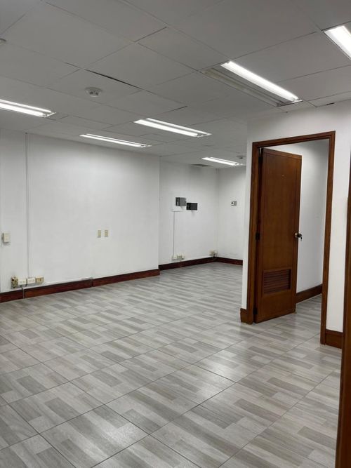 Oficina en arriendo en Los Balsos, Medellín, 203 m² · foto 7 de 7