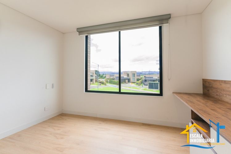 Casa de 4 alcobas en venta en Rozo, Cota, 194 m² · foto 18 de 24