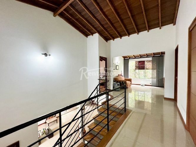 Casa de 4 alcobas en venta en Bosques De Zuñiga, Medellín, 400 m² · foto 7 de 20