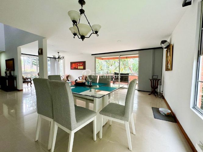 Casa de 4 alcobas en venta en Bosques De Zuñiga, Medellín, 400 m² · foto 18 de 20